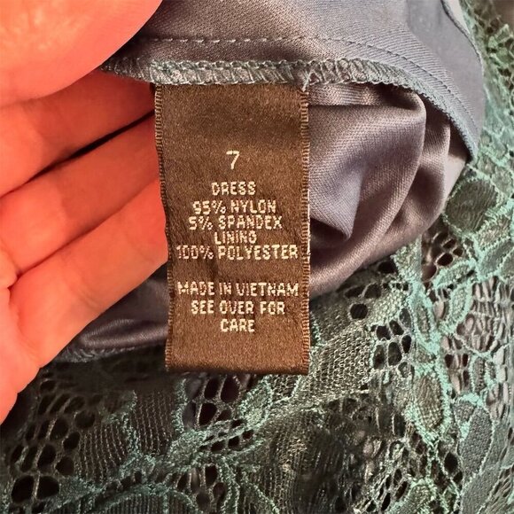 BCX Juniors Sz 7 Green A-Line Halter Lace Dress Party Cocktail Homecoming Dance - Picture 7 of 8